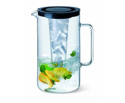 PITCHER WITH ICE-INSERT